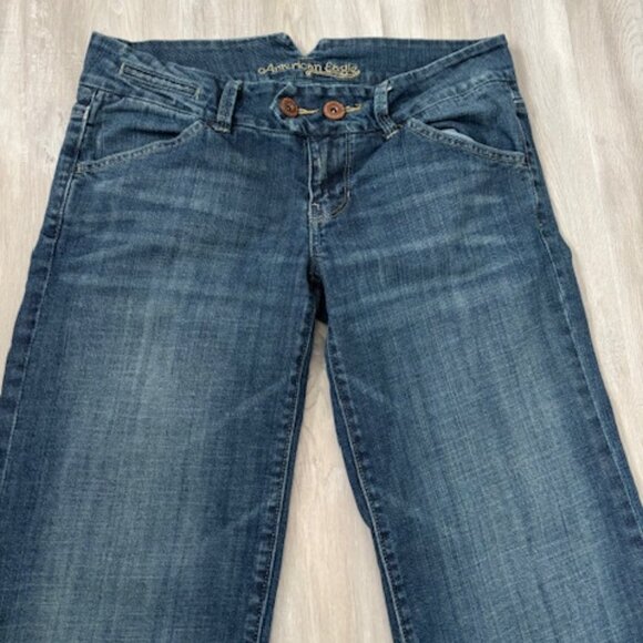 American Eagle Y2K  Wide Leg Low Rise Jeans size 6 - Picture 3 of 6